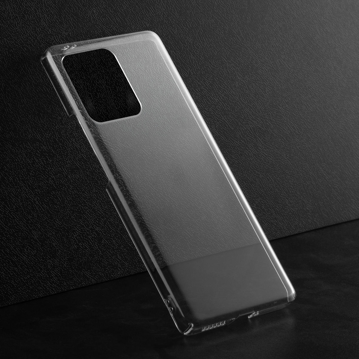 Crystal clear anti-yellow hard back case for Motorola Moto Edge 40 5G placed on surface showing slim profile and precise camera cutouts