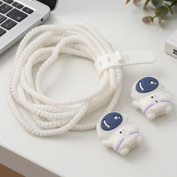Cable protector Cartoon-themed 3D charger Cover set