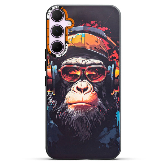 Dark Elegant Wild Creatures Printed Back Cases For Samsung S24 5G