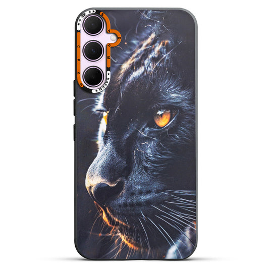 Dark Elegant Wild Creatures Printed Back Cases For Samsung S24 5G